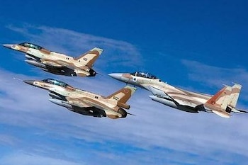Israel bombardeó también varios emplazamientos