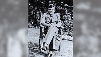 Alan Turing murió en 1954,