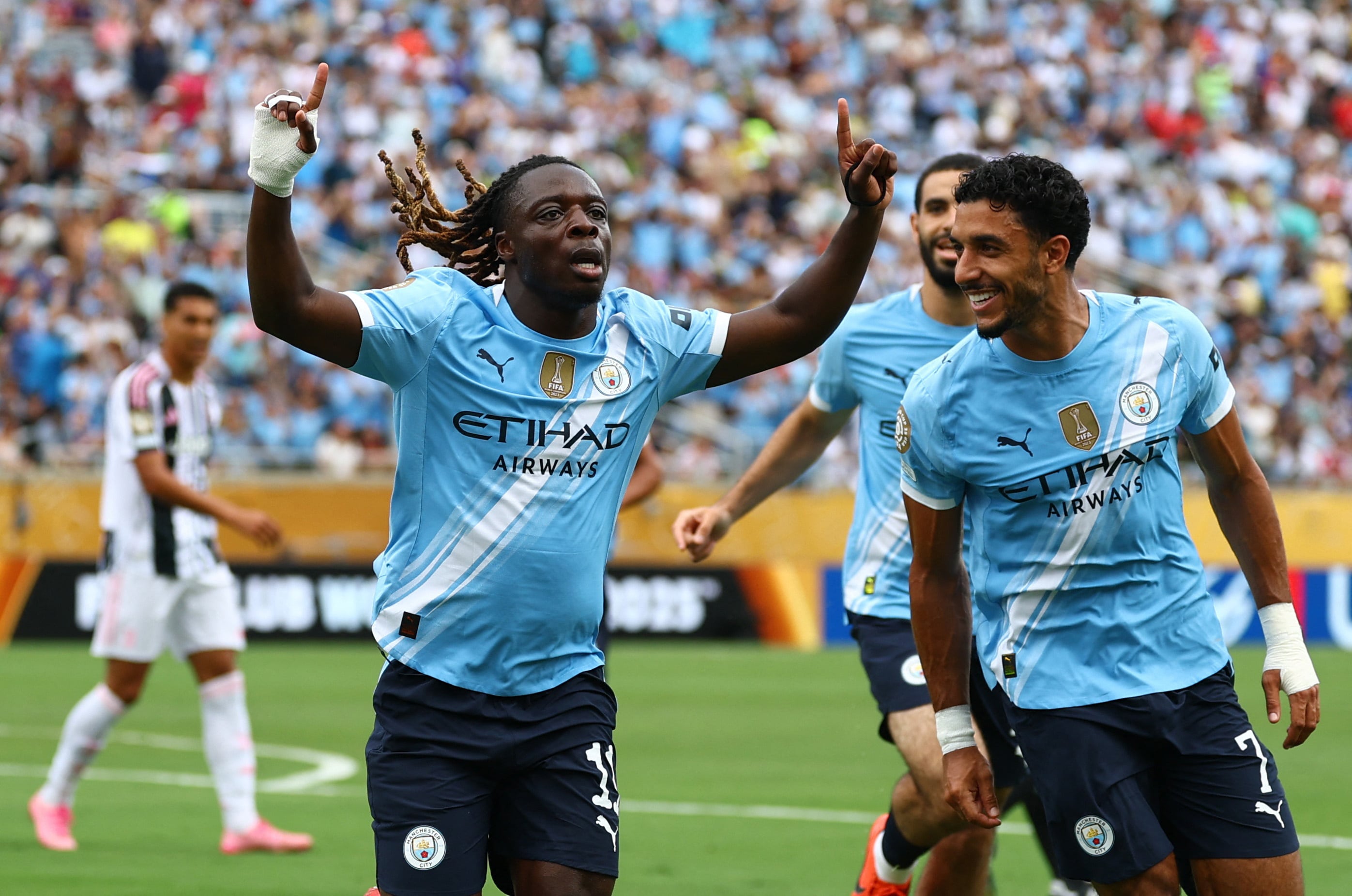 Jeremy Doku celebrates the Manchester City goal against Juventus by the Club World Cup (Reuters/Kai Pfaffenbach)