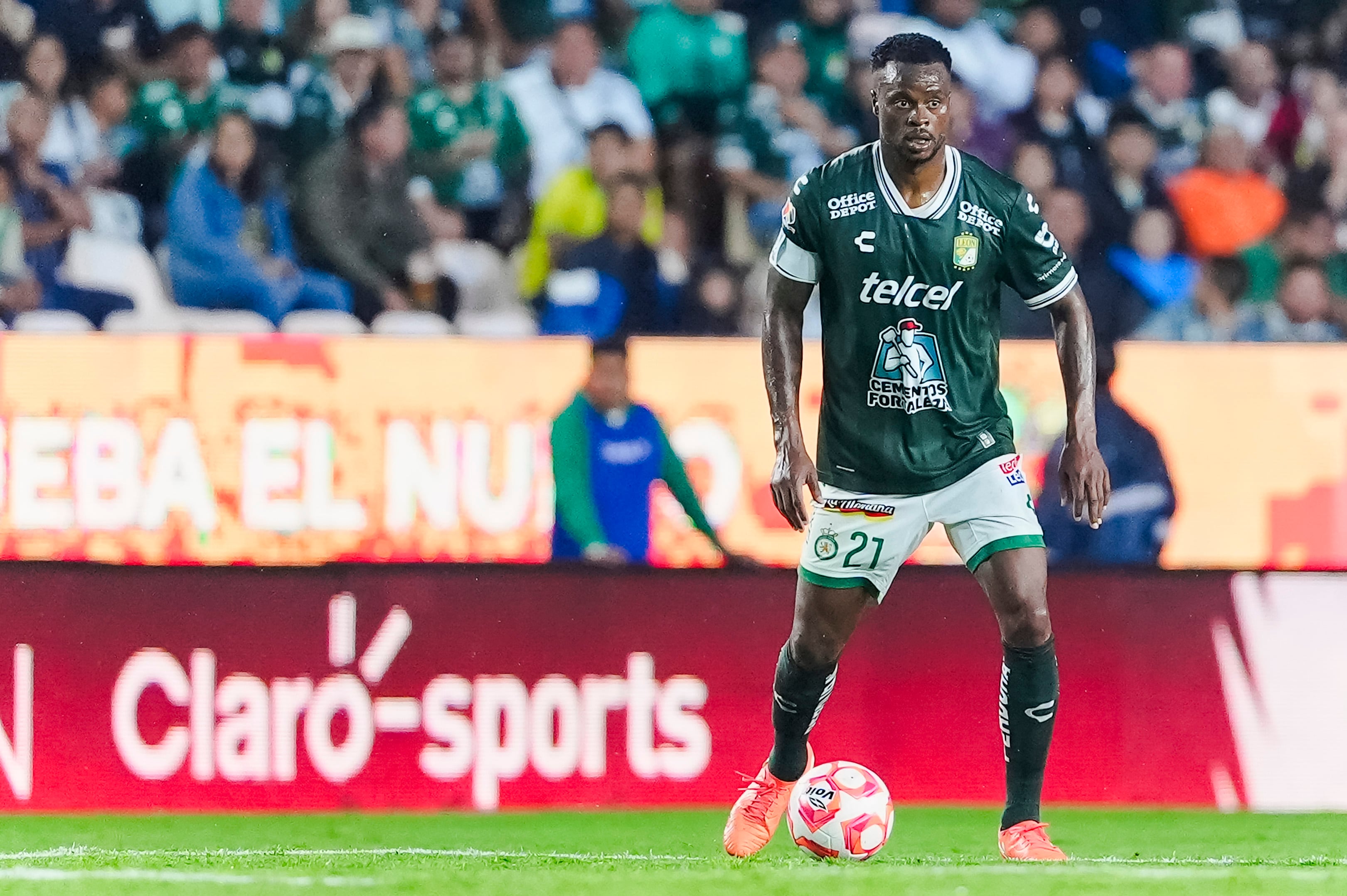 Stiven Barreiro is one of two Colombians remaining in León, alongside James Rodríguez - Credit Club León