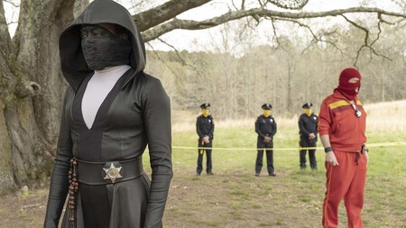 Watchmen: A miniseries that expands the comic's universe