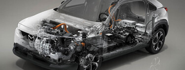 Mazda wants to reinvent the electric car with its new MX-30. The problem is that it is not electric