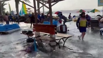 Sea came out in Paracas,