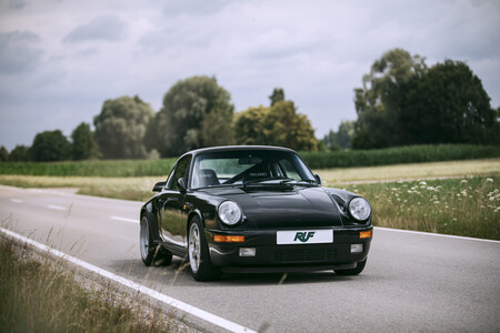 RUF CTR YellowBird in black