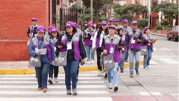 INEI offers 592 jobs for