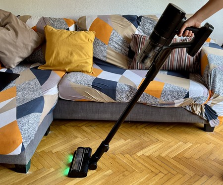 Dreame H15 Mix Floor Cleaning
