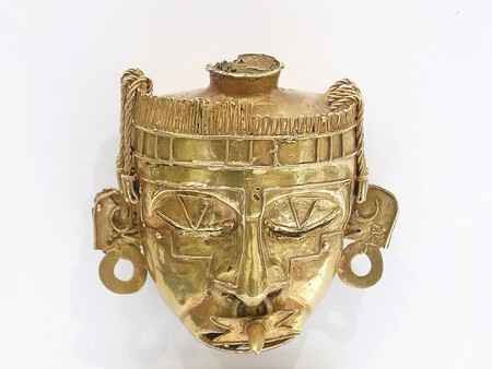 Mask from Tomb 7