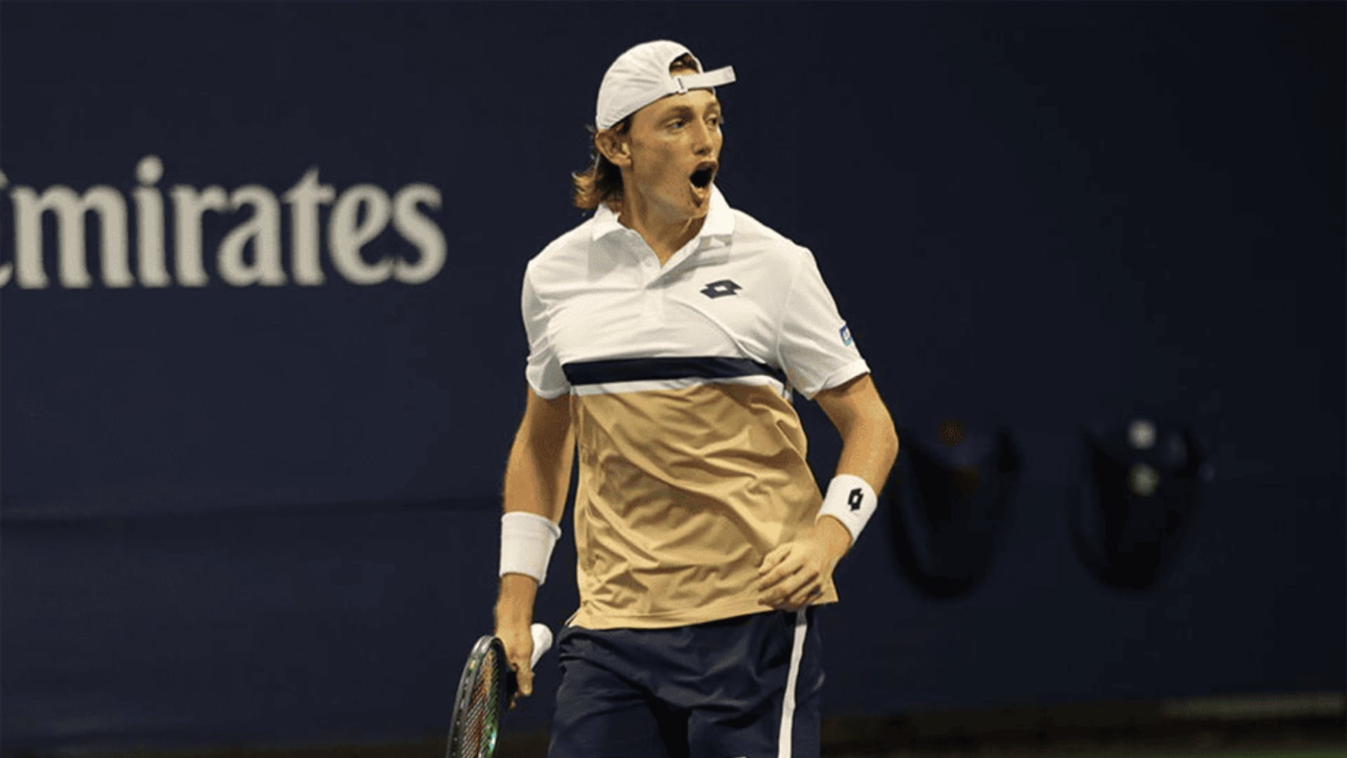 Ignacio Buse celebrates his victory over Kimmer Coppejans