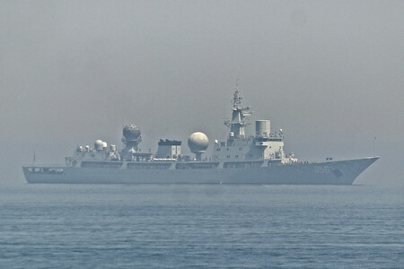 Type 815A - Chinese spy ship