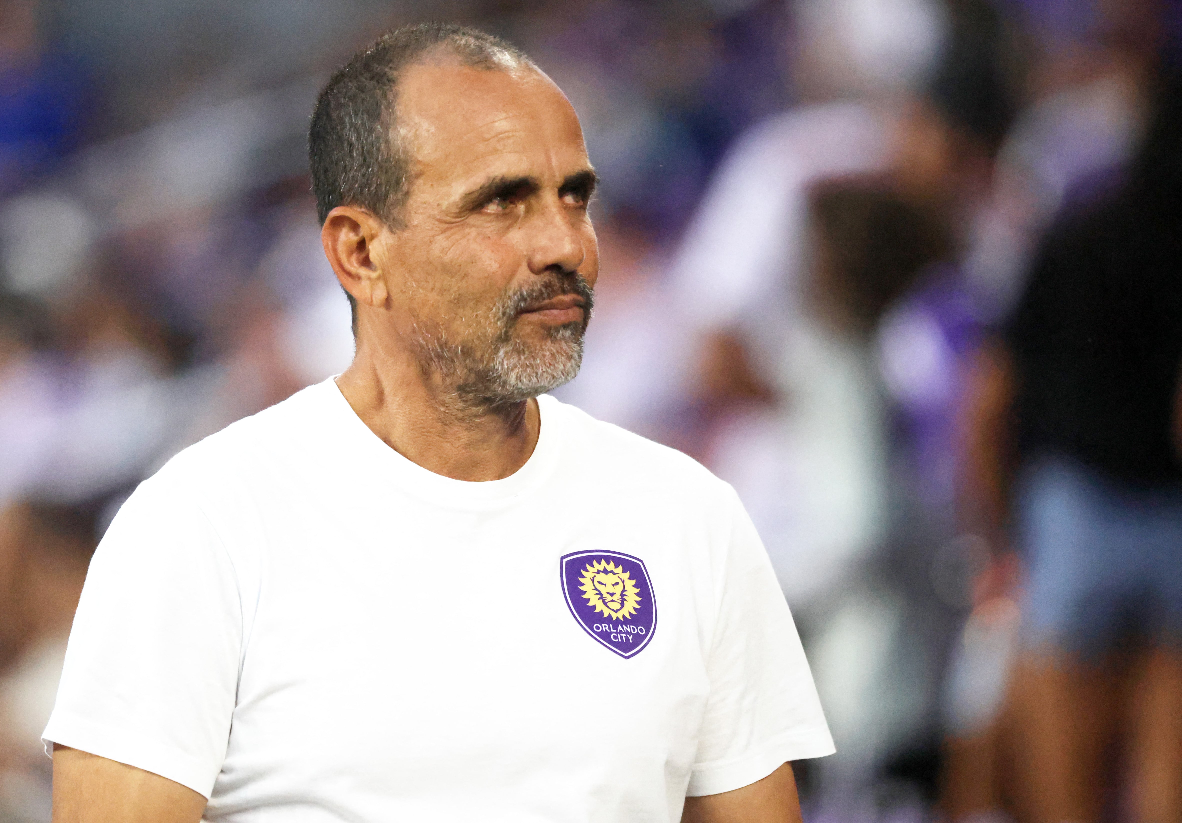 Oscar Pareja offers strategic insights on the match.