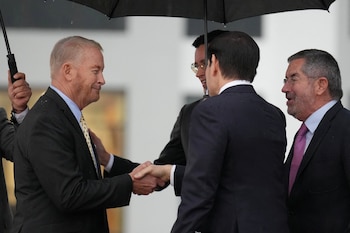 Rubio received by officials