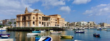 A city of Italy wanted to be the new Venice of Tourism. Now that he has achieved it they have a problem: living is more expensive