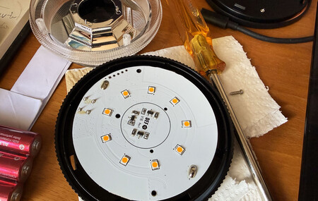 A dismantled V16 beacon
