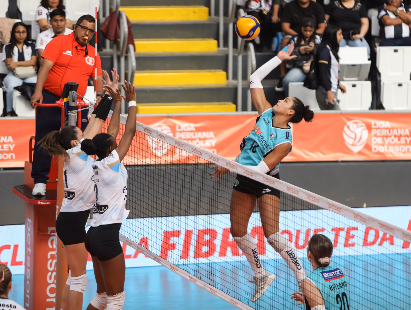 Deportivo Soan lost to Regatas Lima on date 4 of the Peruvian Volleyball League 2025/2026. (FPV)