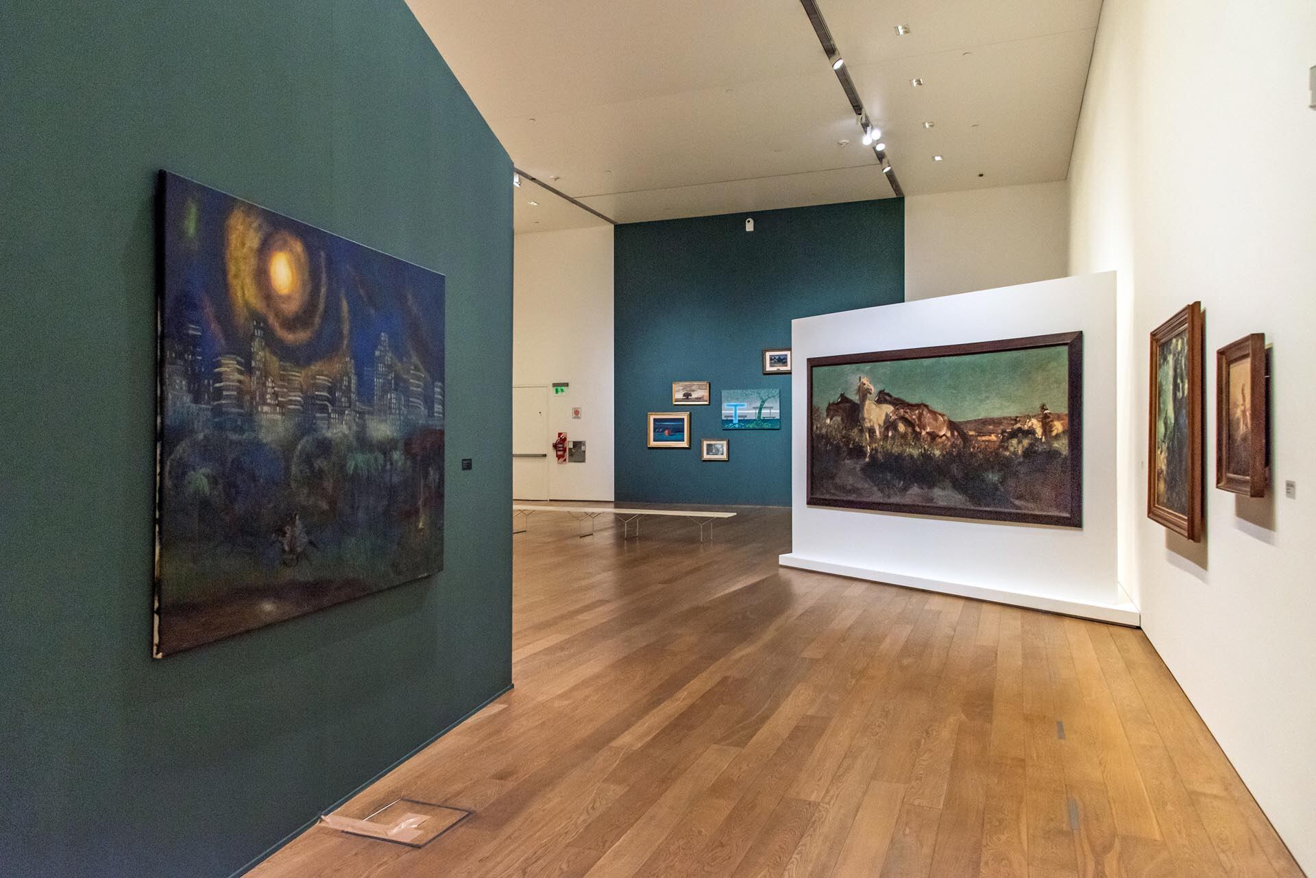 The Puerto Madero space presents 160 works on permanent display