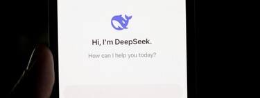 DeepSeek has launched its new reasoner model. It's free and beats GPT-5
