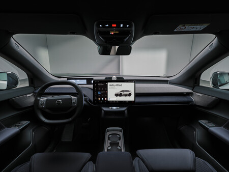 Volvo EX60 media