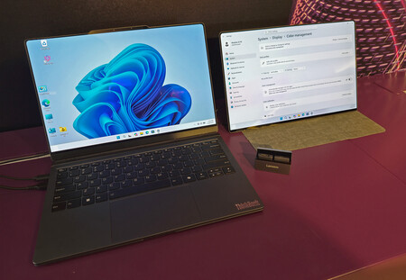 By removing the top panel you already have an expanded workspace