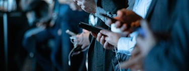 The science of 'doomscrolling': how technology hacked psychology so we can't let go of our phones