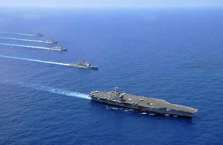 US Navy Fleet Formation