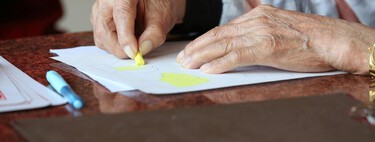 Getting ahead of Alzheimer's is vital when it comes to stopping its progression. Some of the most important clues are in the language