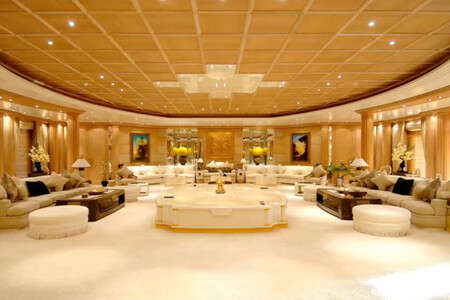 One of the interior rooms of Al Salamah