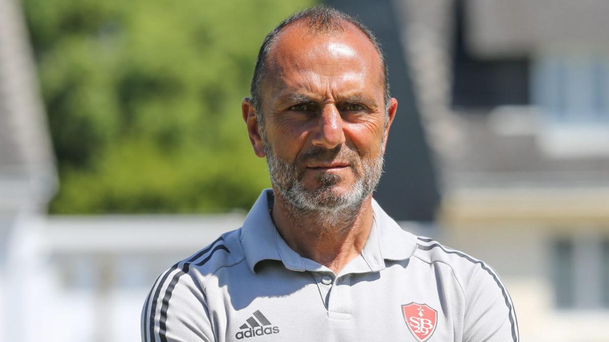 Michel Der Zakarian Returns to FC Nantes