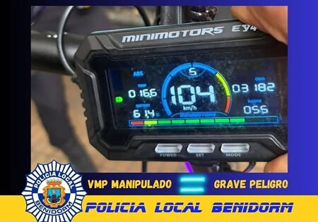 At 104 km/h in Benidorm: Police Intercept Modified Electric Scooter Following Movie Chase