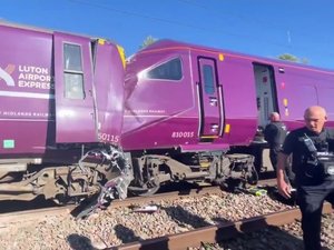 “Like an Explosion”: Collision Between Two Passenger Trains Leaves Several “Seriously” Injured