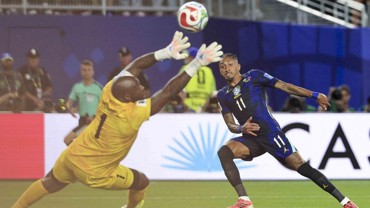CdM 2026: Raphinha Injured in Match Against Haiti