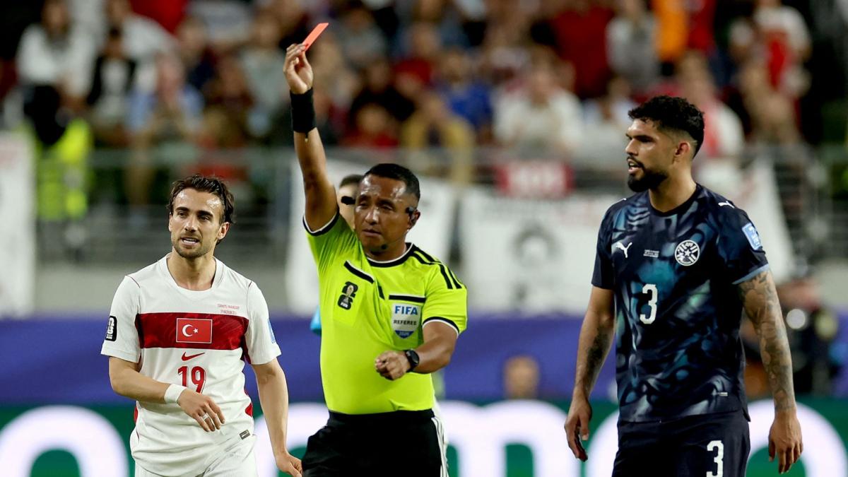 CdM 2026: Major First, Almiron Expelled for Concealing His Mouth
