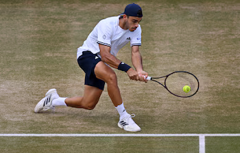 Cerúndolo Makes History on London Grass: Wins Queen’s ATP 500 Championship Against Tommy Paul