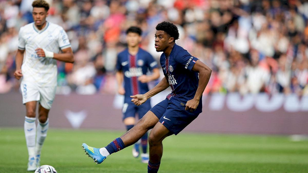 PSG: Promising Talent Pierre Mounguengue Signs with Club in Ukraine