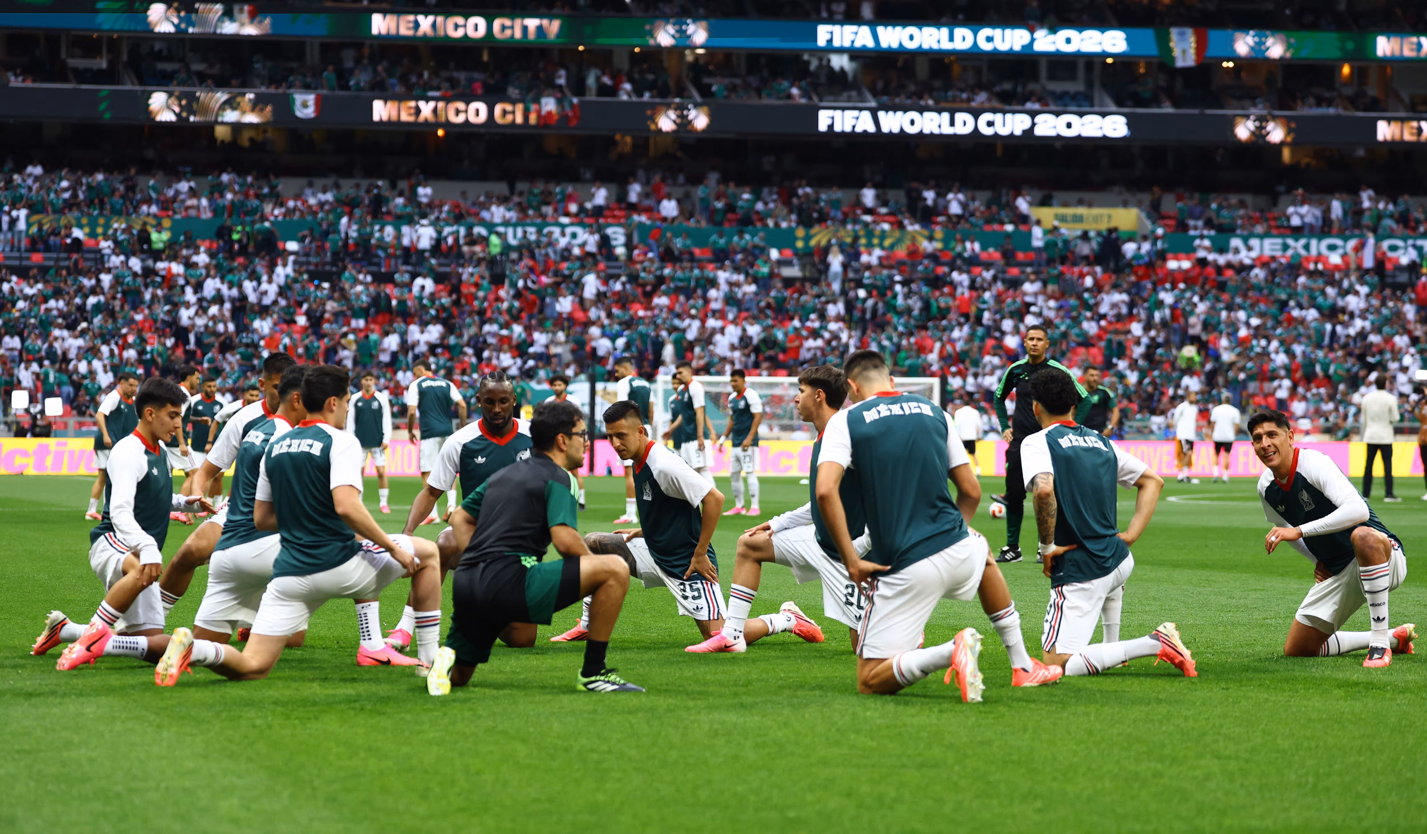 Mexico vs Czechia LIVE from the 2026 World Cup: El Tri Prepares on the Field Minutes Before the Match