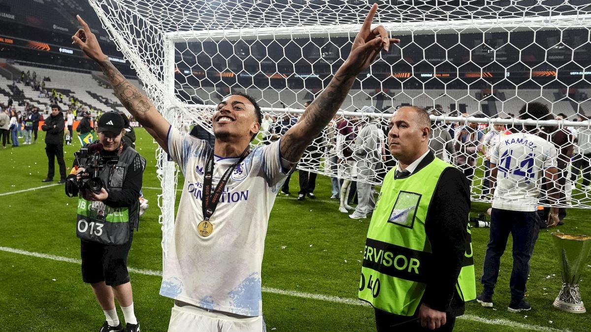 Aston Villa Requires €152m for Morgan Rogers