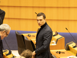 National Rally Again Suspected of Embezzling European Funds: Searches Conducted in France and Other Countries
