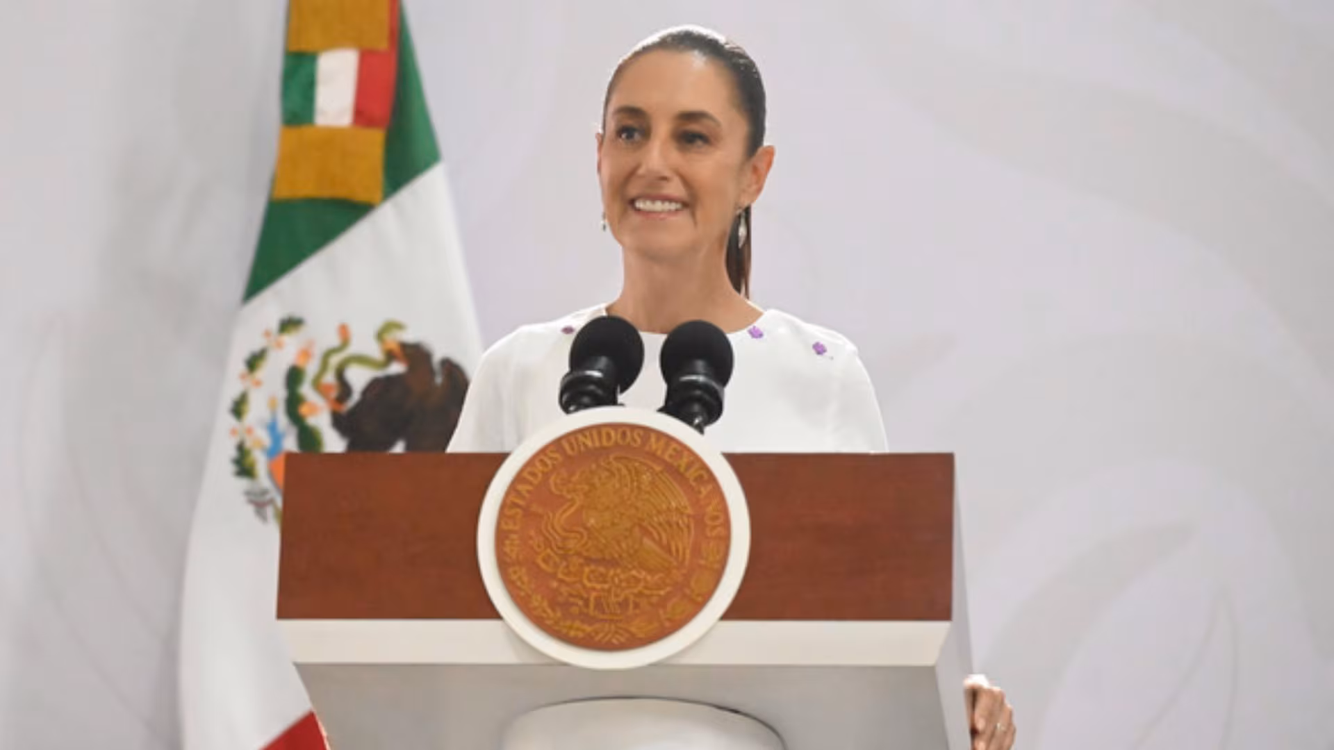 LIVE | The Morning Briefing of President Claudia Sheinbaum Today, Friday, June 26: Trump Discusses the Mexico-United States Border