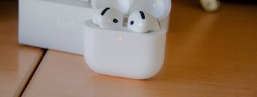 More People Are Attending Concerts with AirPods: The Simple Reason They Serve as Stoppers