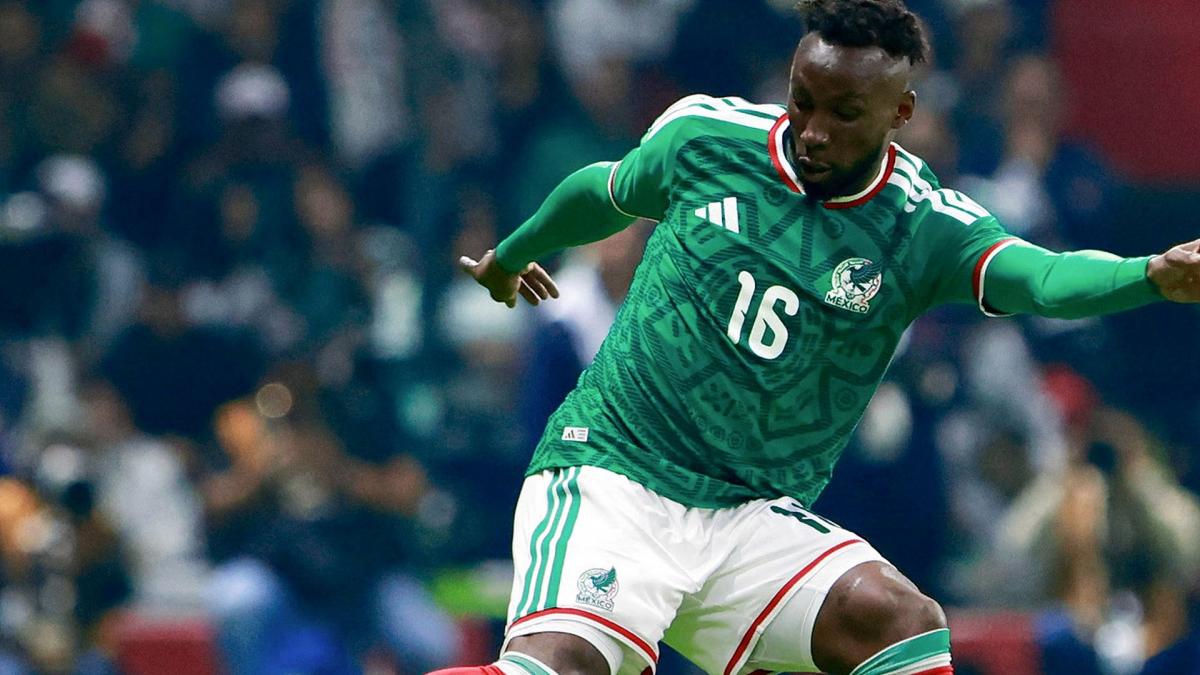 The Kickoff of the Mexico Match