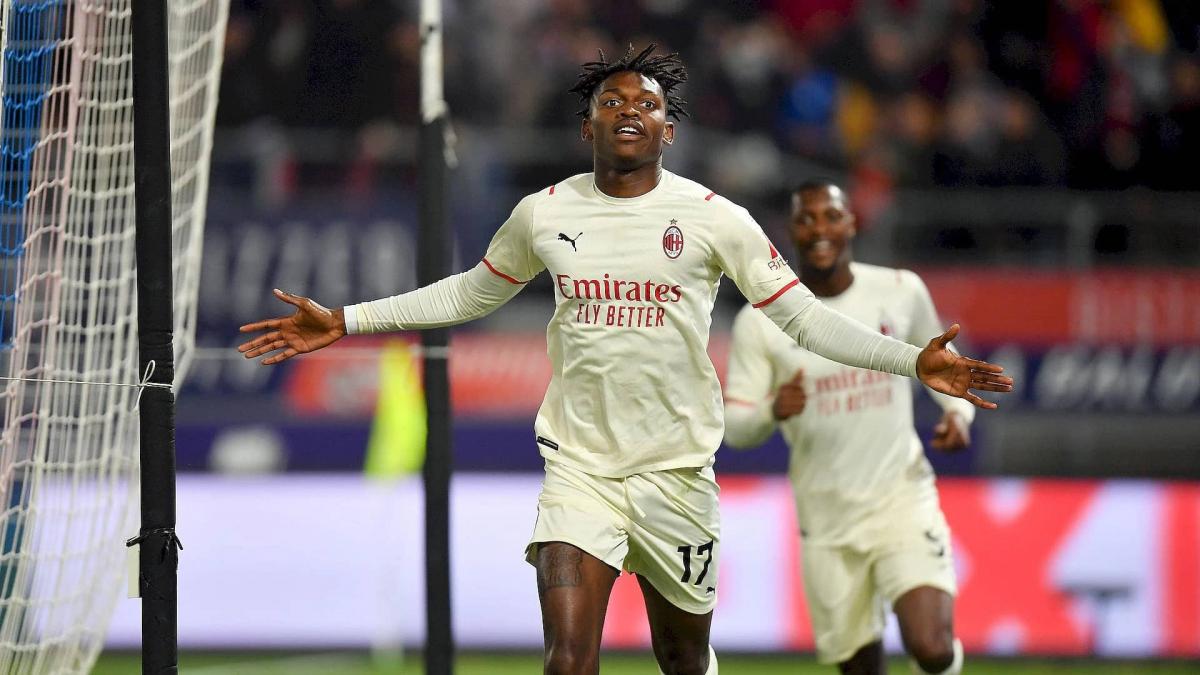 The Growing List of Suitors for Rafael Leão