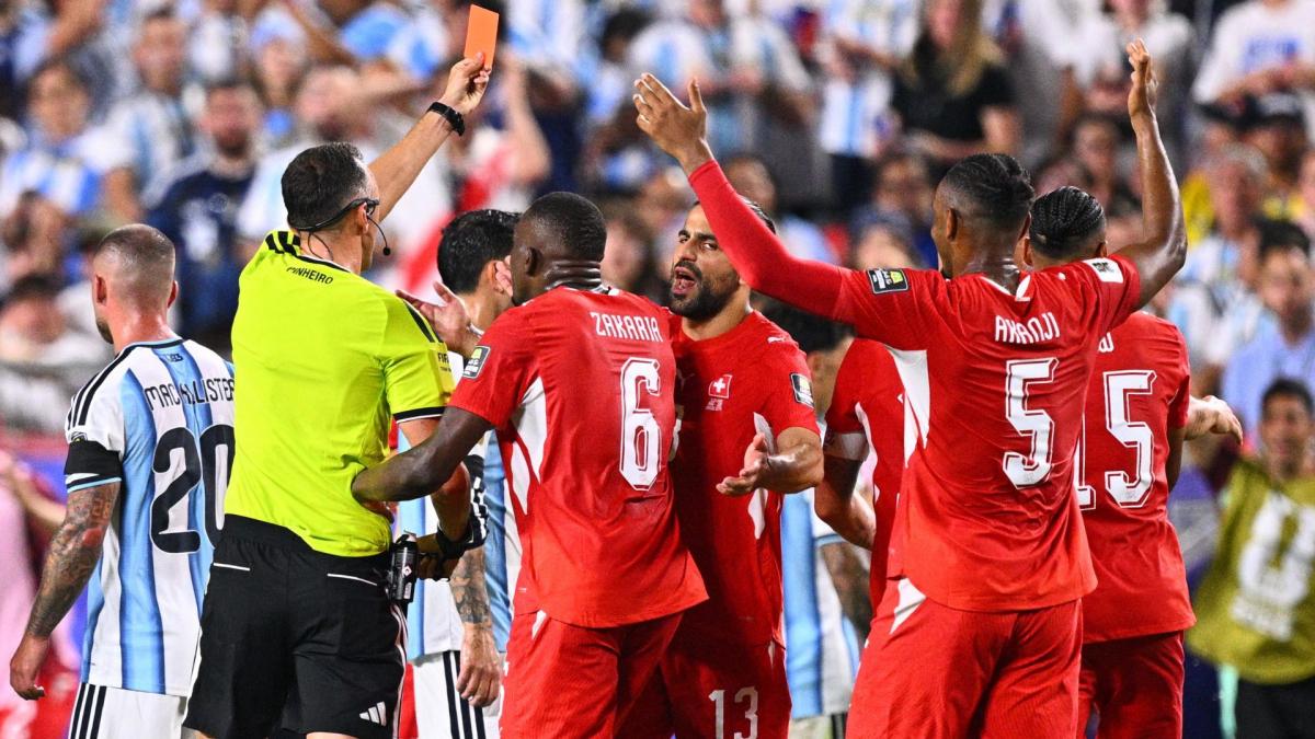2026 World Cup: Lionel Messi Takes on the Referee After Argentina vs. Switzerland