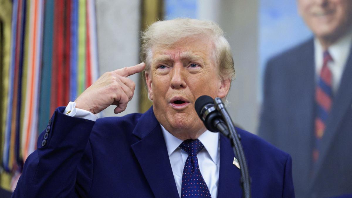 2026 World Cup: Donald Trump in the Stands for the Final