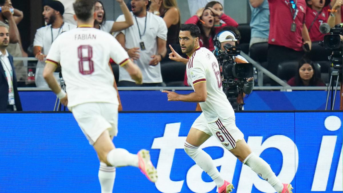 Merino on the photo of Messi giving Lamine Yamal a bath: “I thought it was AI”