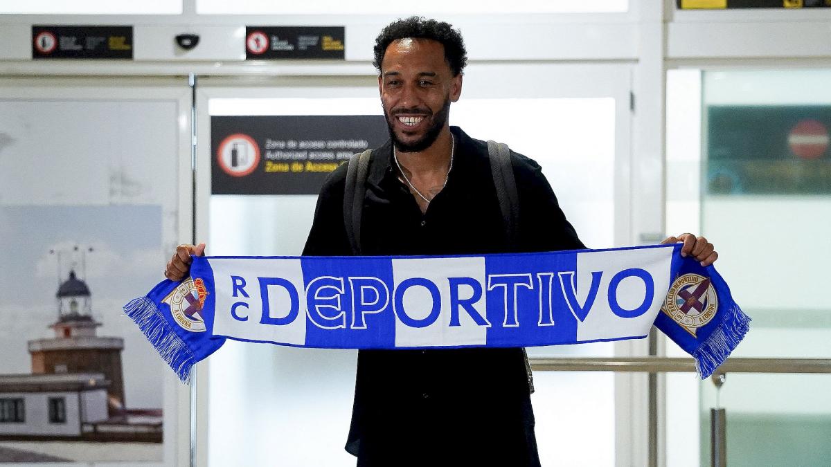 Deportivo La Coruña’s Wild Transfer Window for Their Return to La Liga!