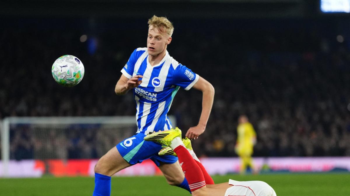 Tottenham Splurges on Jan Paul van Hecke