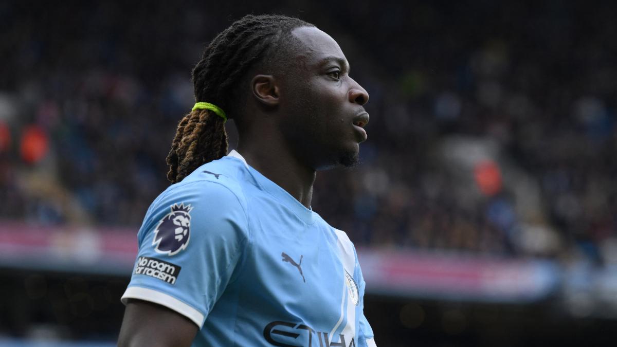 Manchester City Aims to Extend Contracts for Two New Executives