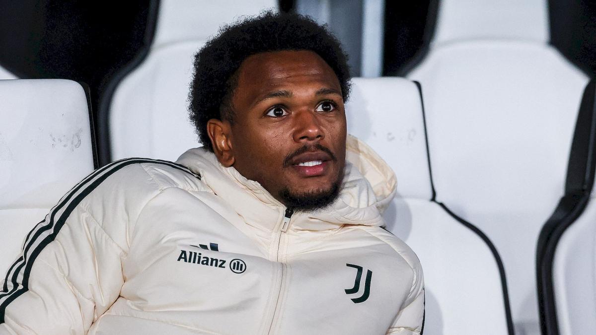 OL and Juventus Agree on Loïs Openda Deal!