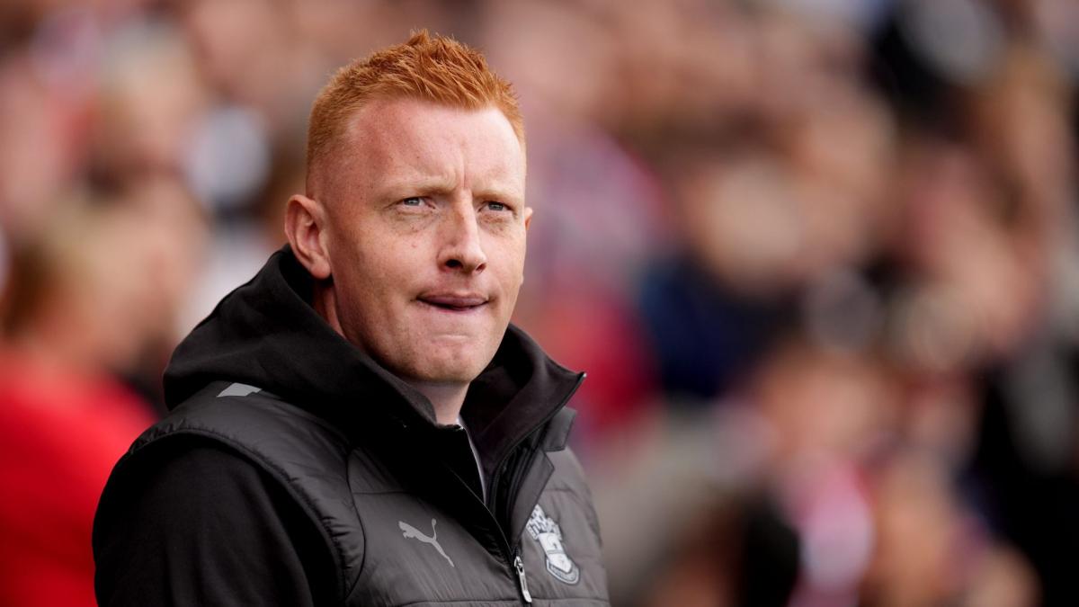 A Ligue 1 Coach Shares His Unbelievable Attempt to Become a Police Officer