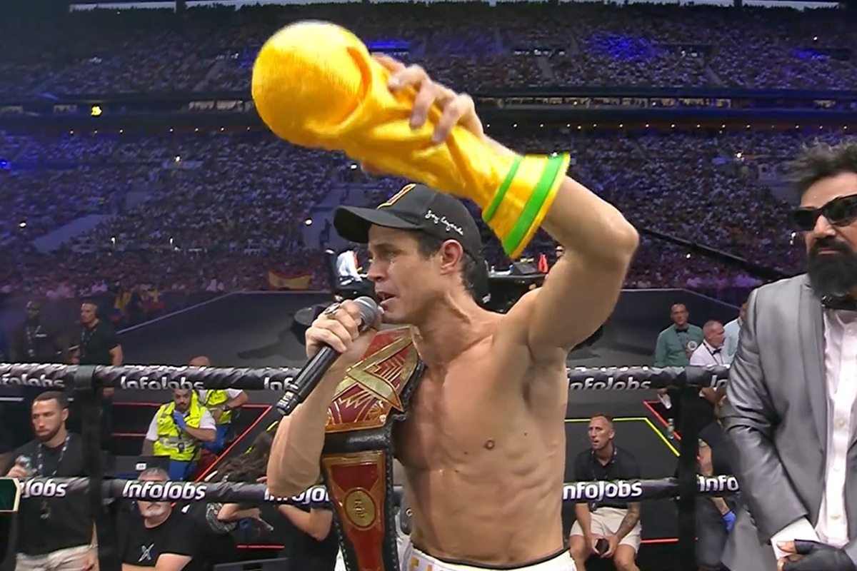 A Second World Cup Final? Direct Hit, Right Hook, and an Event of the Year that Conquers La Cartuja