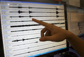 Earthquake in Peru: 4.8 Magnitude Tremor with Epicenter in Chuquibambilla